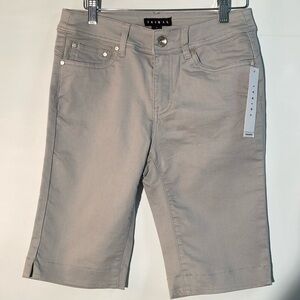 Tribal - NWT favourite stretch Bermuda Shorts. Size 2